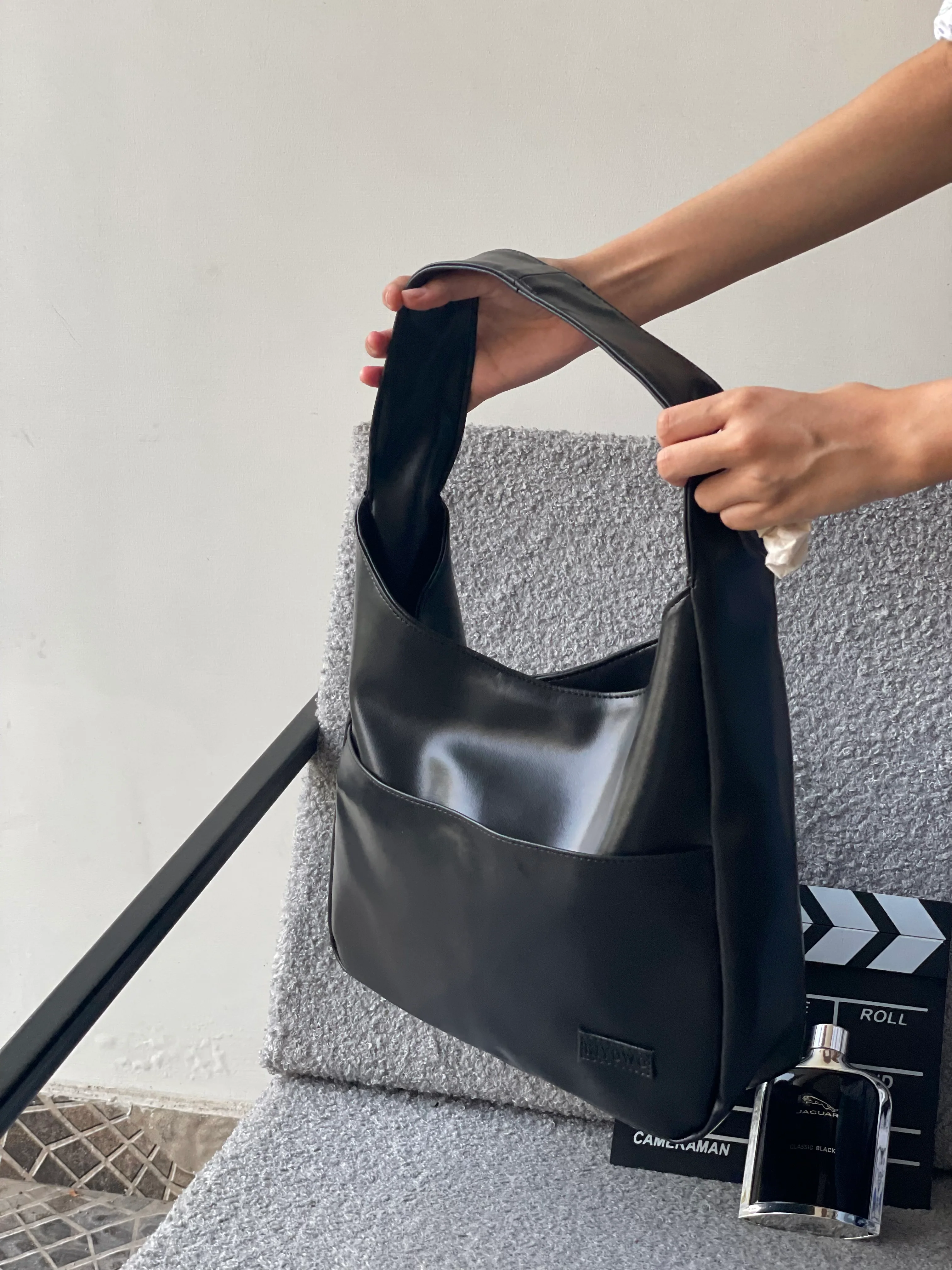 Black Hobo Tote Bag - Image 5